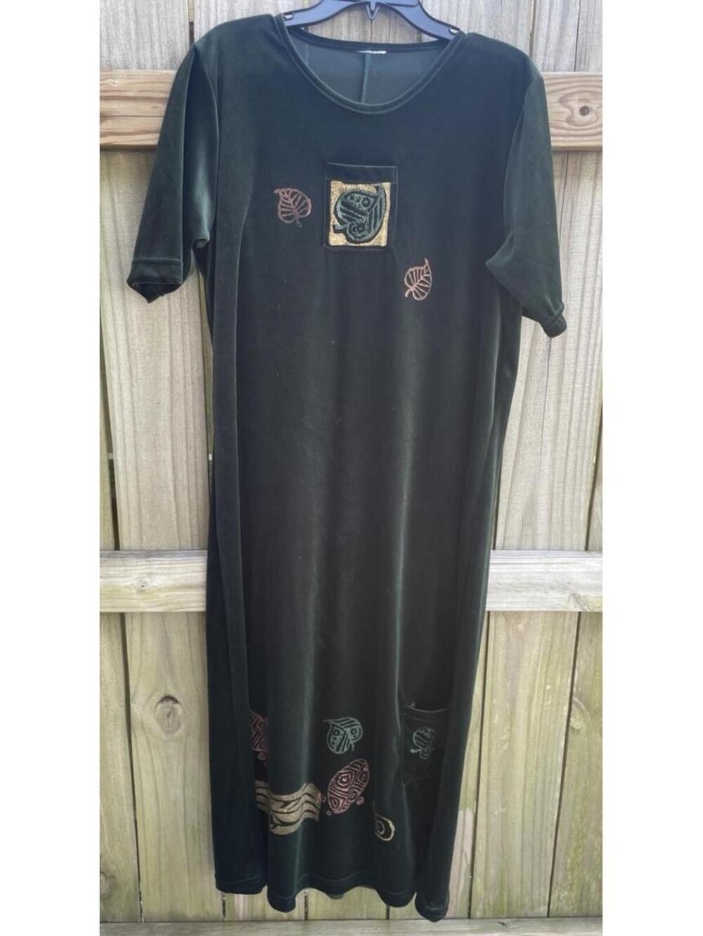 vintage green velvet maxi dress Short Sleeve Floral No Size  Tag Med. Large